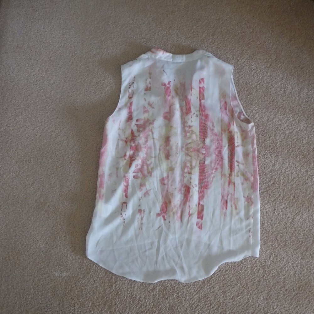 Tahari Tank - Picture 4 of 4